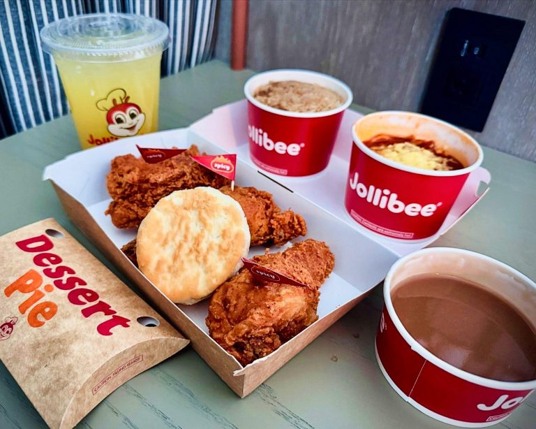 jollibee la menu chicken joy dessert pie 768x614